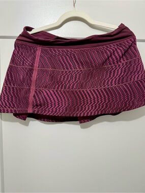 Lululemon Active Pleated Tennis Skirt in Burgundy Pink